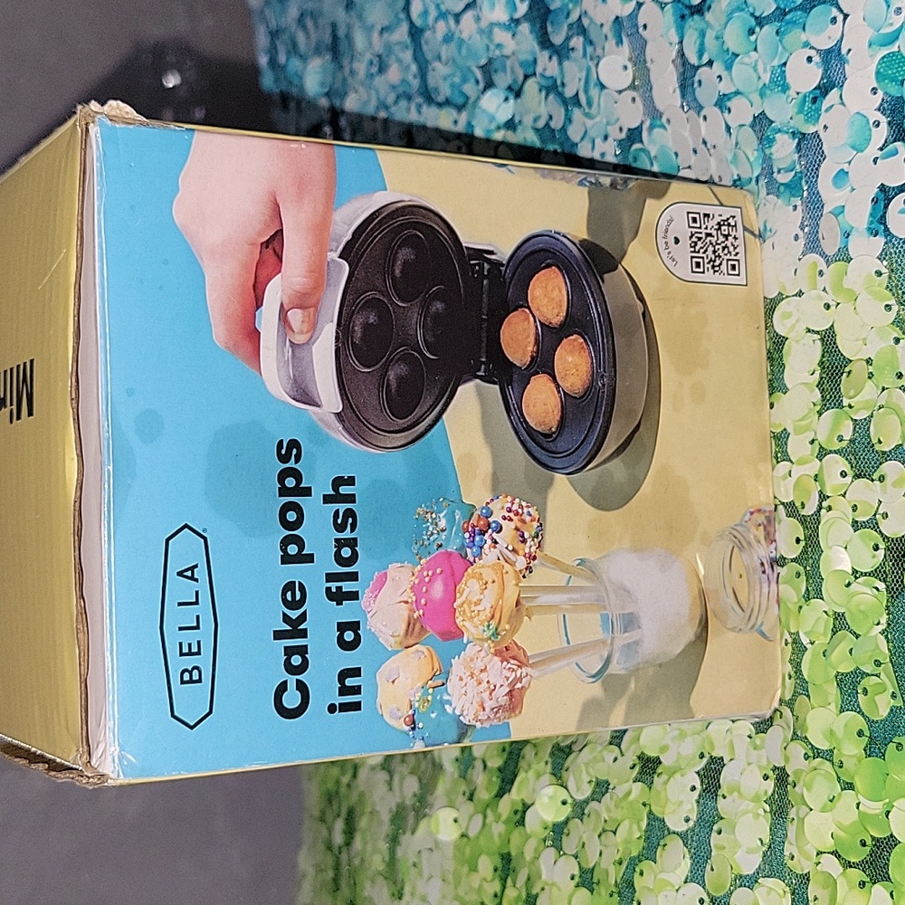 BELLA Mini Cake Pop Maker - New In Box - Picture 3 of 4